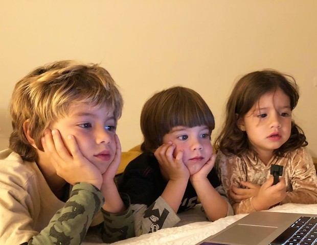 Dom, Bem e Liz, os filhinhos de Luana Piovani e Pedro Scooby (Foto: Reprodução Instagram)