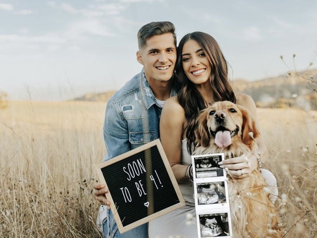 Sabina e Tepa González esperam o primeiro filho (Foto: Reprodução)
