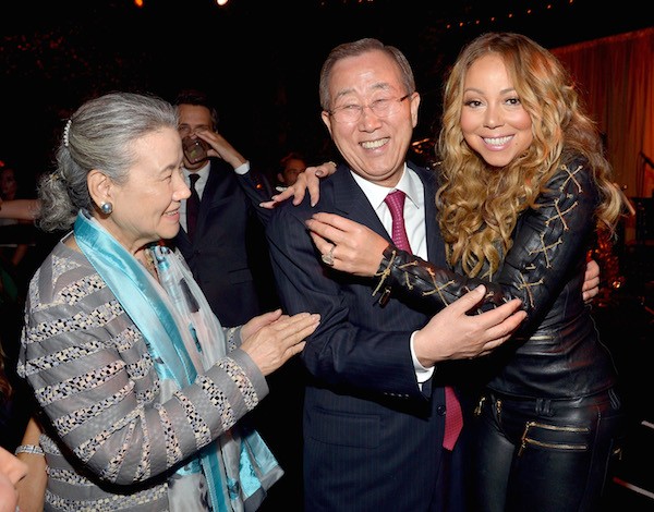 A cantora Mariah Carey com o Secretário-geral da ONU, Ban Ki-moon (Foto: Getty Images)