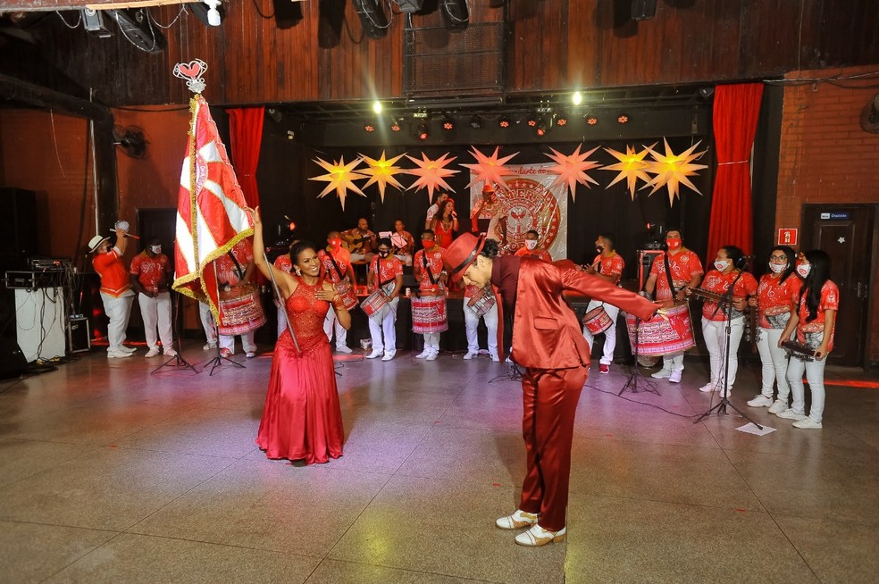 Escola comemora 68 anos de tradi&ccedil;&atilde;o no carnaval amapaense &mdash; Foto: Bo&ecirc;mios do Laguinho/Divulga&ccedil;&atilde;o