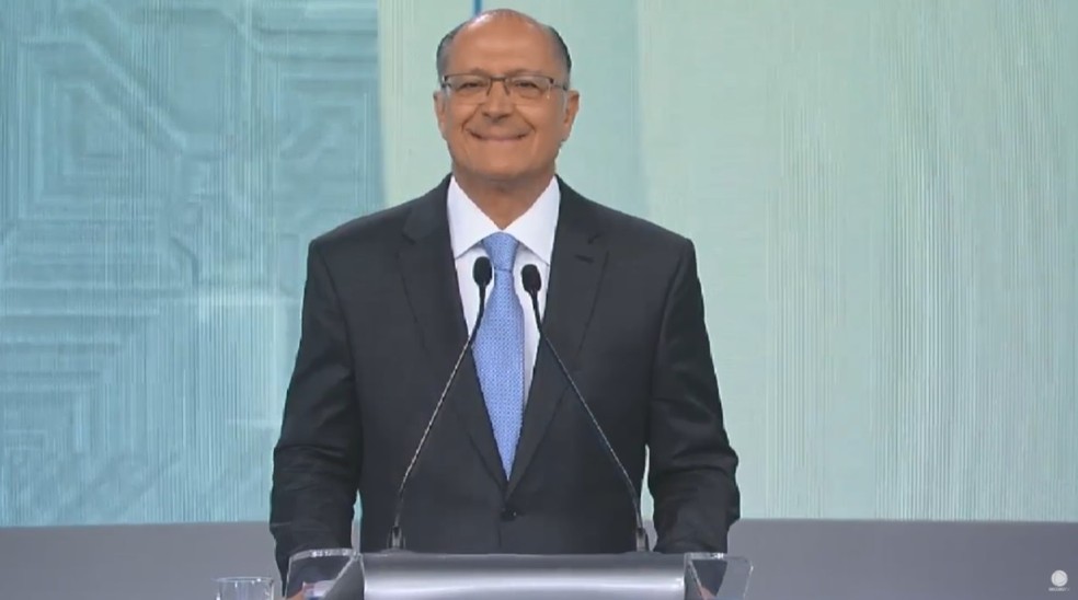 O candidato do PSDB Ã  PresidÃªncia, Geraldo Alckmin, no debate da Rede Record â Foto: ReproduÃ§Ã£o