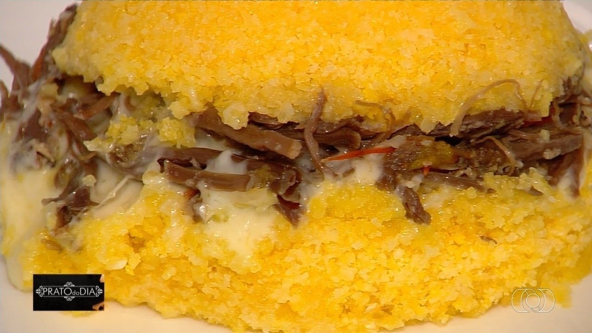 Veja como preparar receita de cuscuz com carne seca | Prato do Dia | G1