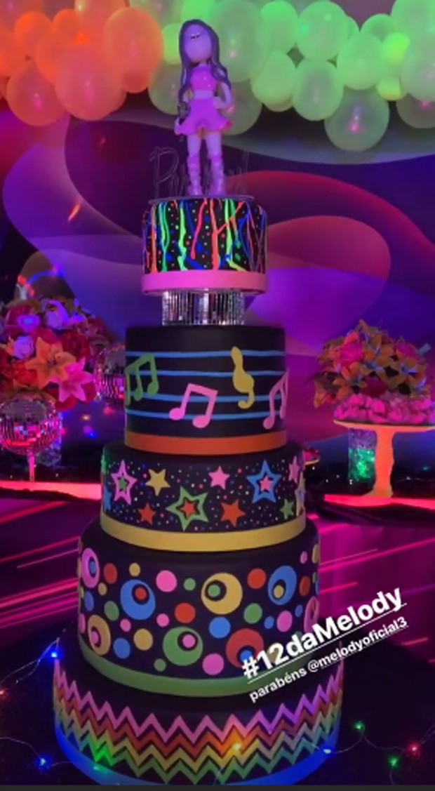 MC Melody celebra 12 anos com festão (Foto: Reprodução/Instagram)
