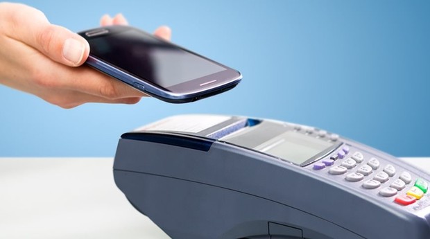 Com a tecnologia NFC, é possível fazer pagamentos por meio da aproximação do celular (Foto: Divulgação)