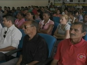 Audiência discute transposição do Rio Tocantis para o São Francisco (Foto: Reprodução/ TV Grande Rio)