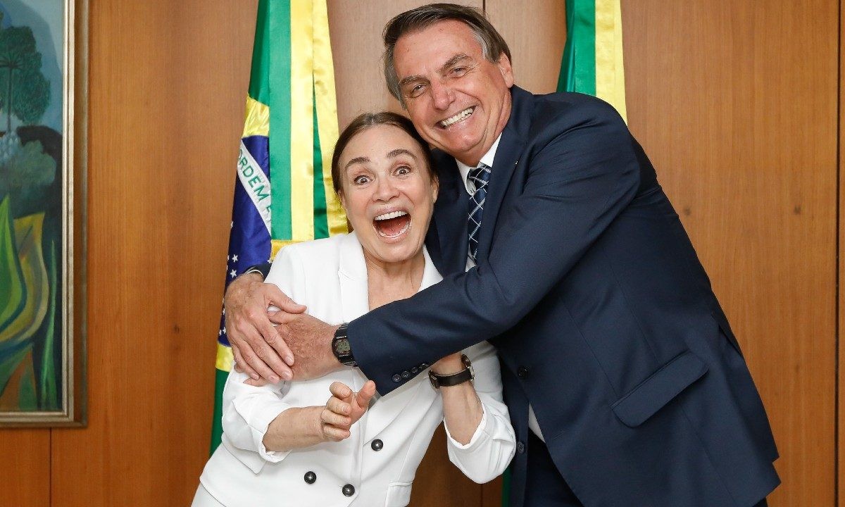 Regina Duarte e Jair Bolsonaro (Foto: Carolina Duarte/Reprodução)