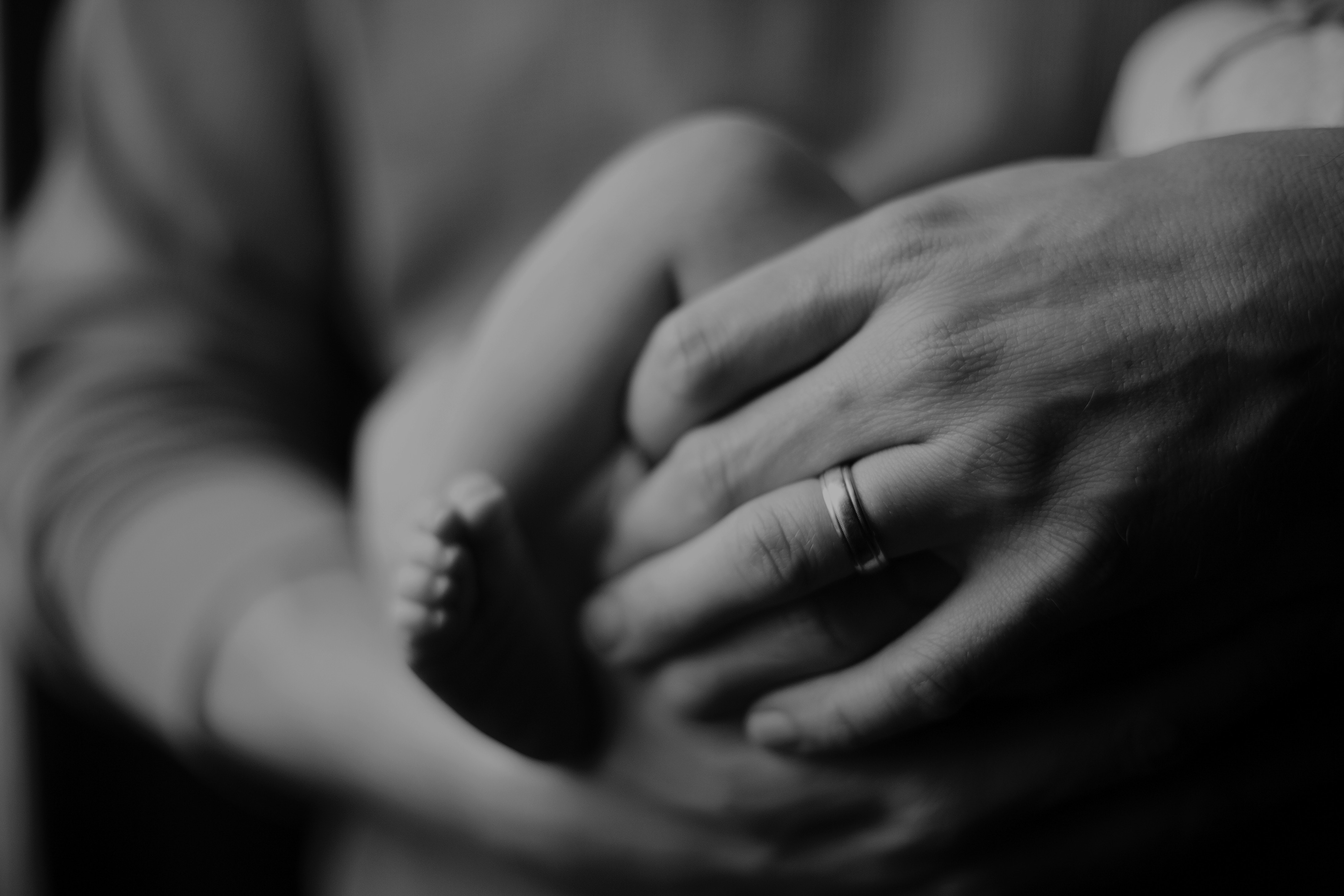 O participação do pai é crucial no desenvolvimento do bebê prematuro (Foto: Laura Fuhrman)