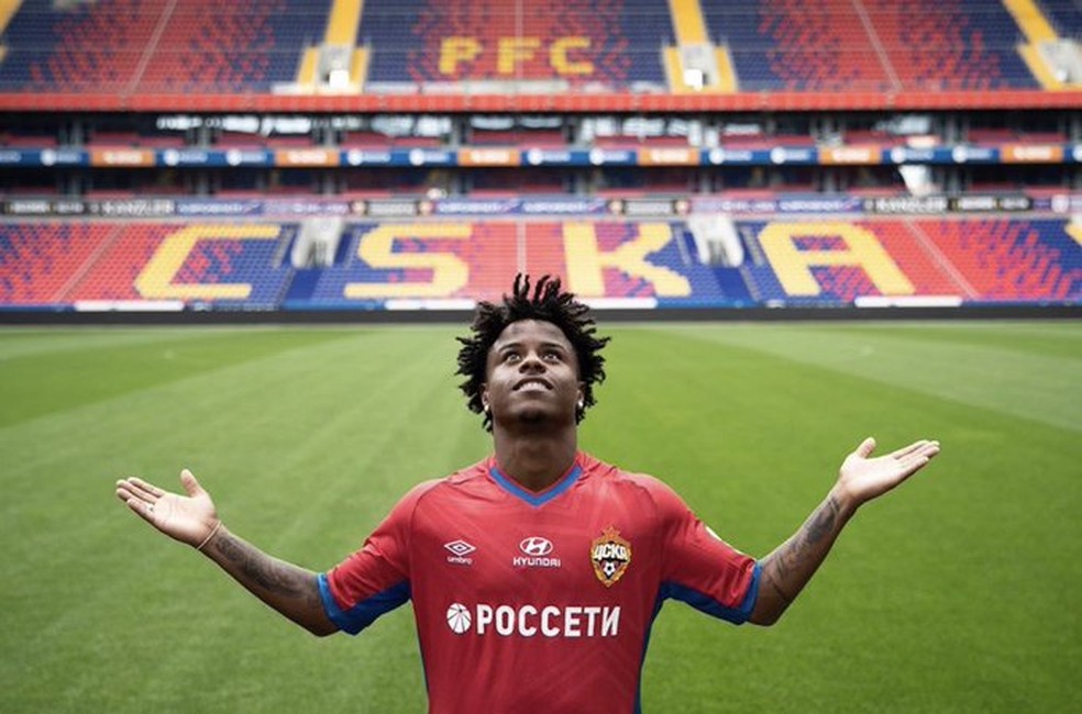 Lucas Santos em sua apresentação no CSKA — Foto: Divulgação