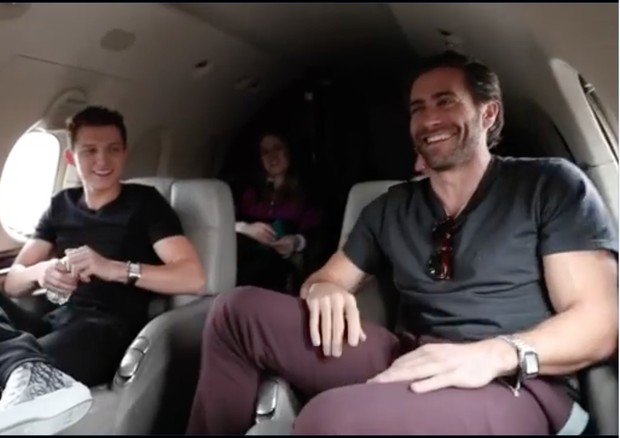 Carência na quarentena! Tom Holland posta vídeo com Jake Gyllenhaal e brinca: "Saudades do meu marido" (Foto: Reprodução/Instagram)
