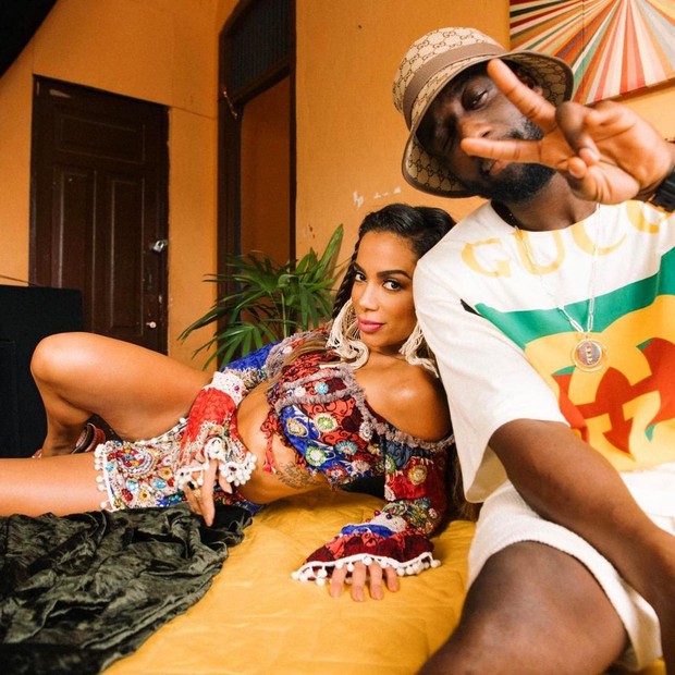Anitta grava clipe na Republica Dominicana com cantor francês Dadju (Foto: Reprodução / @codepukstudio)