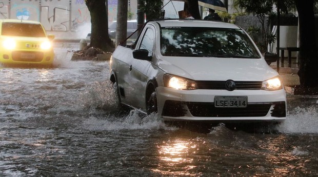 Chuva; alagamento; enchente (Foto: Fernando Frazão/Agência Brasil)