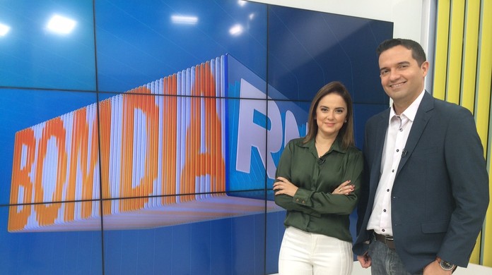 Emmily Virgílio substitui Murilo Meireles no Bom Dia RN durante férias |  Inter TV RN | Rede Globo