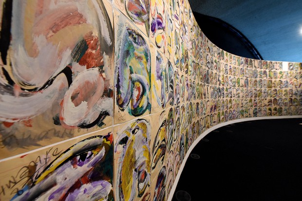 Exposições no Museu Oscar Niemeyer valorizam aspectos da natureza humana e da arte (Foto: Kraw Penas)