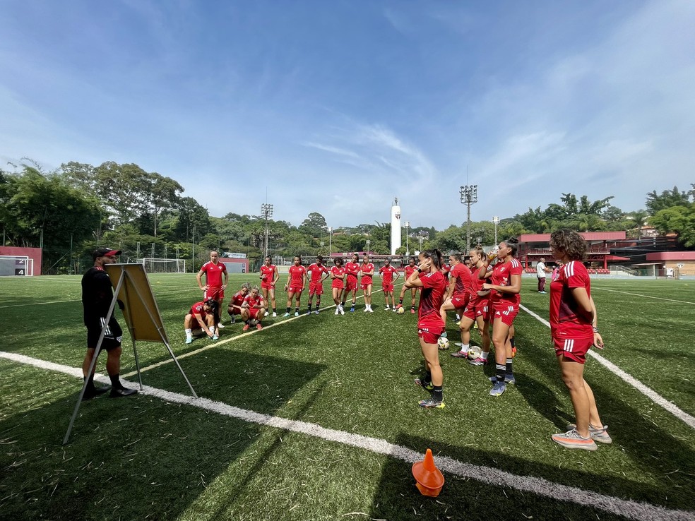 São Paulo divulga numeração do elenco feminino para a temporada 2023