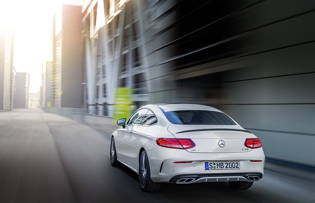 Novo Mercedes-AMG C43 Coupé 4Matic (Foto: Divulgação) Mercedes-Benz C 43 AMG 3.0 V6 Gasolina Coupé 4Matic 9G-Tronic 2017