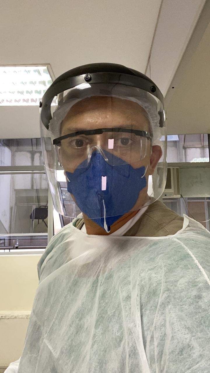 Doutor Fábio Jennings durante atendimento no Hospital São Paulo (Foto: Divulgação)