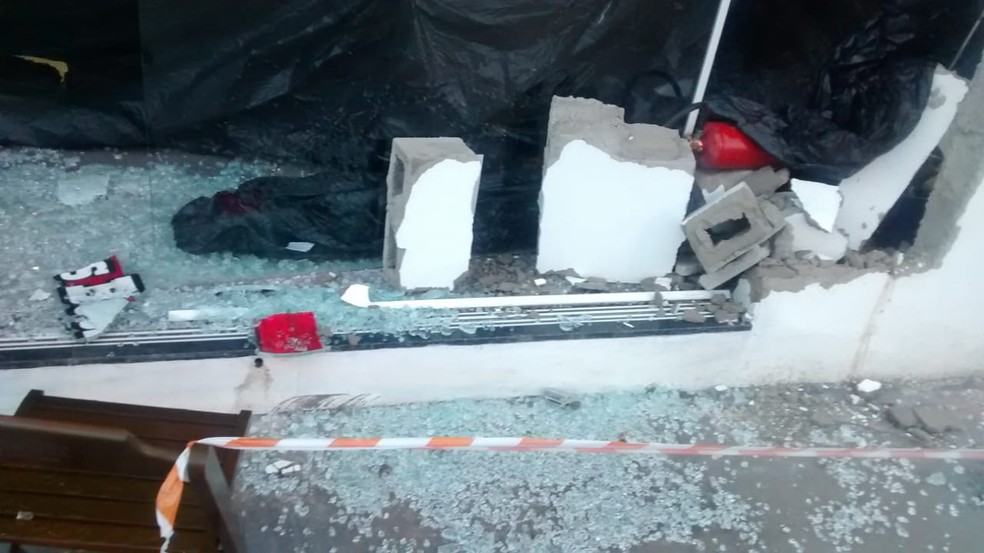 Motorista invade depósito de bebidas e deixa comerciante gravemente ferida em Buritama (SP) (Foto: Arquivo pessoal)