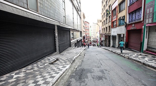 Comércio fechado em São Paulo durante a fase vermelha do Plano São Paulo; comércio fechado; lockdown; coronavirus; quarentena; loja fechada; pandemia (Foto: Paulo Pinto/FotosPublicas)
