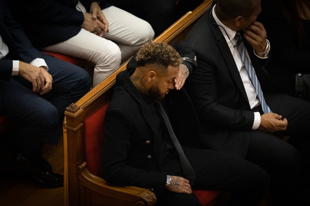 Neymar participa de julgamento sobre fraude fiscal na Espanha (Foto: Getty Images)