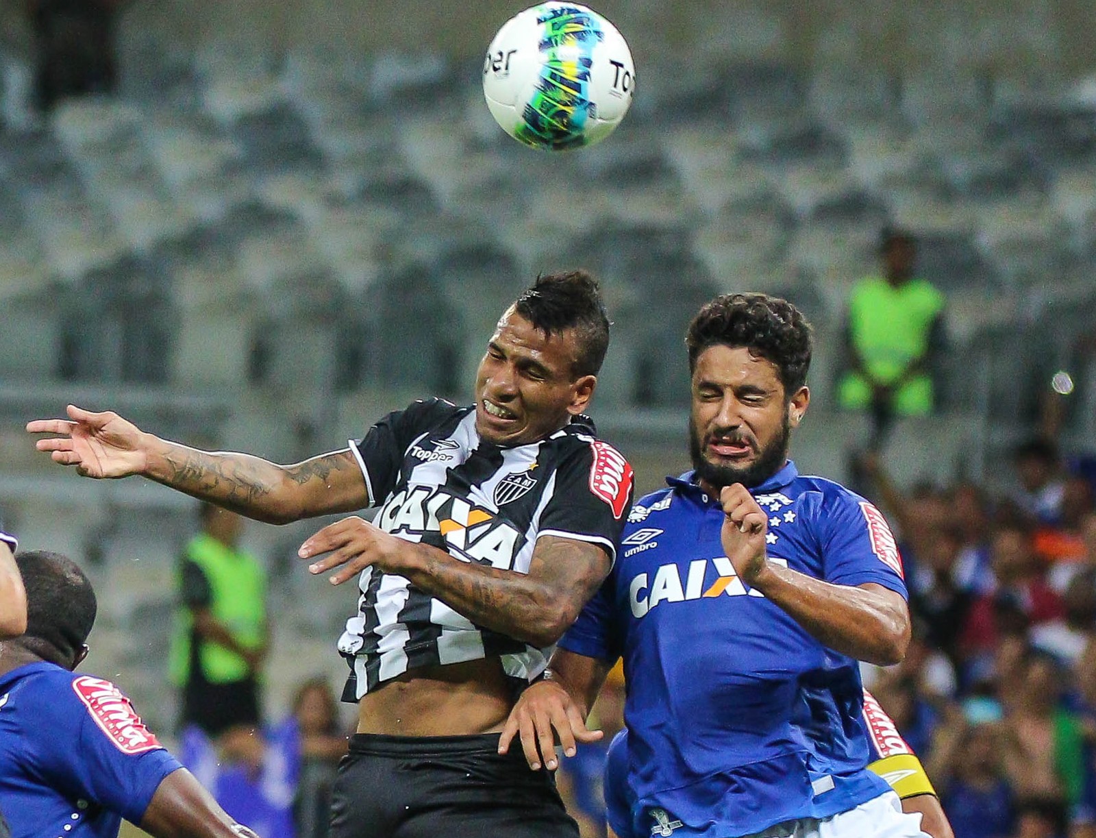 Artilharia pesada x paredão: clássico coloca frente a frente melhor ataque e melhor defesa do Mineiro