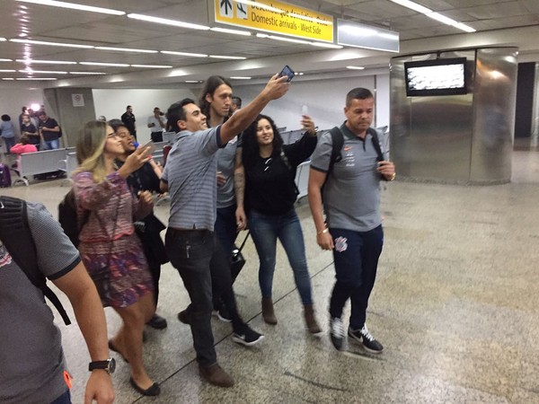 Cássio admite secar o Santos contra o Vitória: 