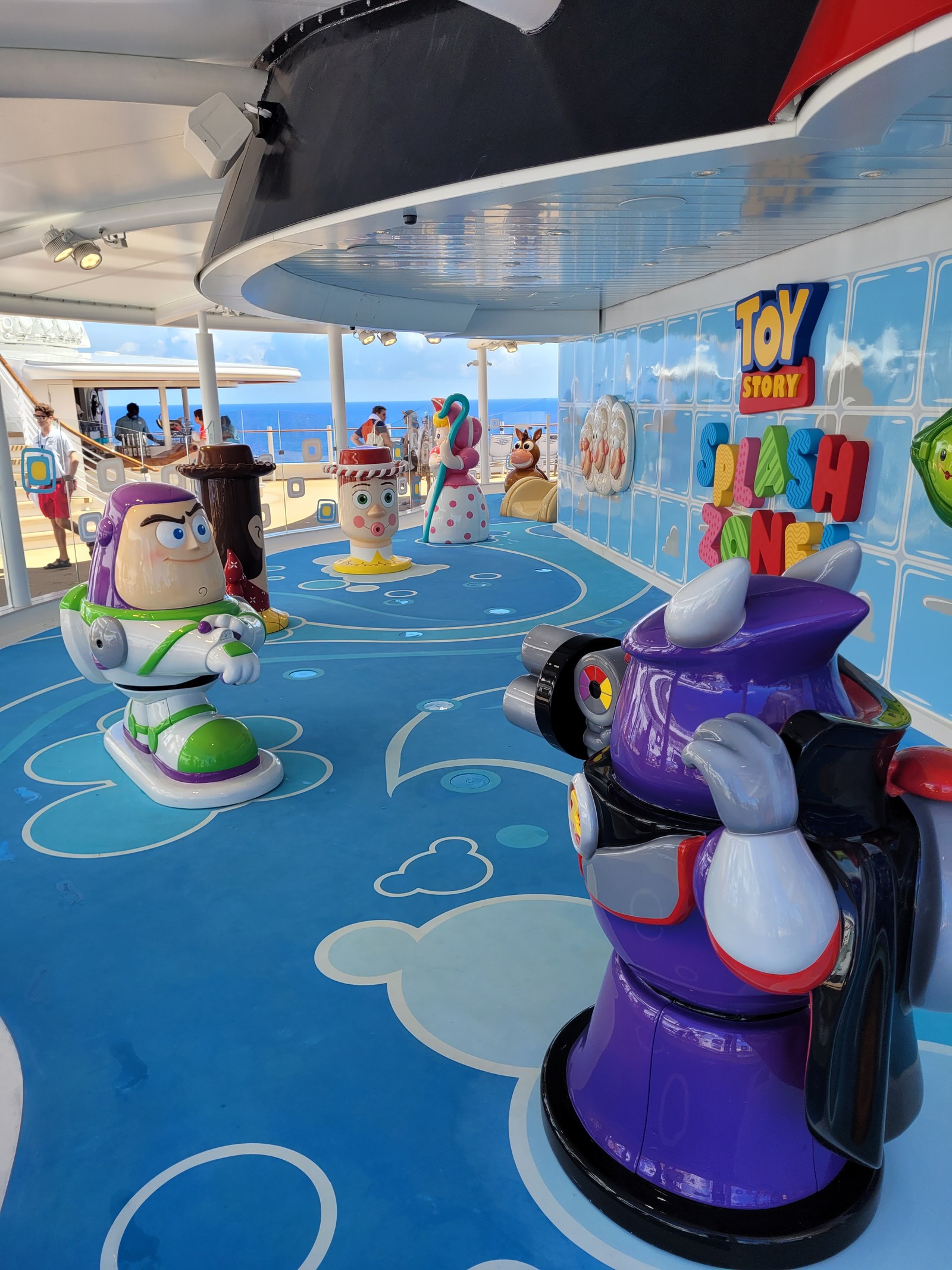 No complexo aquático há ainda um playground molhado para crianças pequenas, inspirado em 'Toy Story'