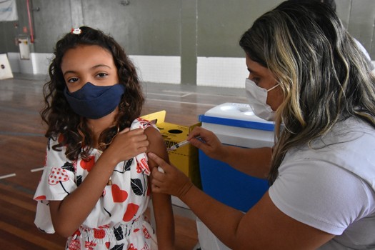 Ponta Grossa faz mutirão de aplicação de vacinas de rotina para crianças e adolescentes