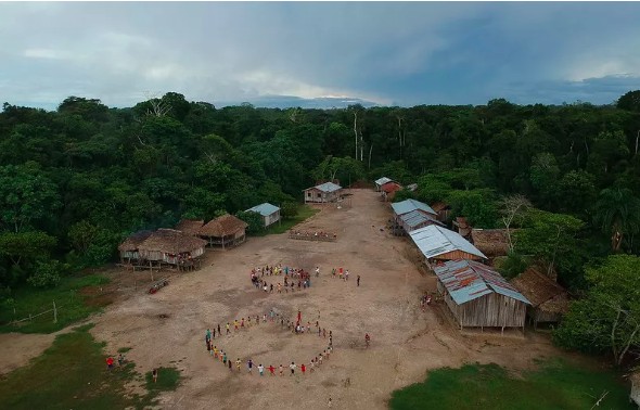 Terra Indígena do Vale do Javari está numa região de pesca ilegal de pirarucu e outras espécies, ameaçada por garimpo e rota de tráfico de drogas internacional (Foto: Bruno Kelly/Amazônia Real)