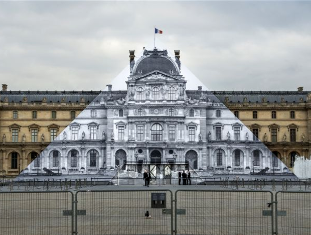 Restaurante Paris 6 Miami exibe obras de artista brasileira que foram  expostas no Museu do Louvre