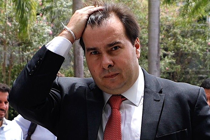 Rodrigo Maia criticou o fato de a primeira versão do decreto das nomeações atingir apenas quem ingressasse depois de 15 de maio — Foto: Marcelo Chello/CJPress/Estadão Conteúdo