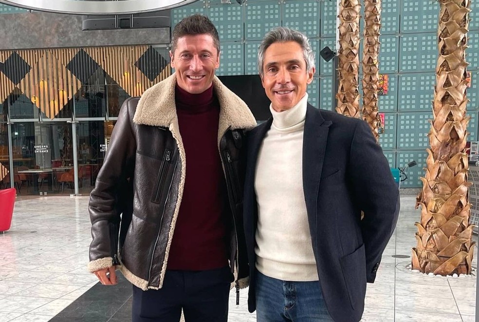 Lewandowski e Paulo Sousa, atual tcnico da seleo da Polnia  Foto: Reproduo/Twitter Paulo Sousa