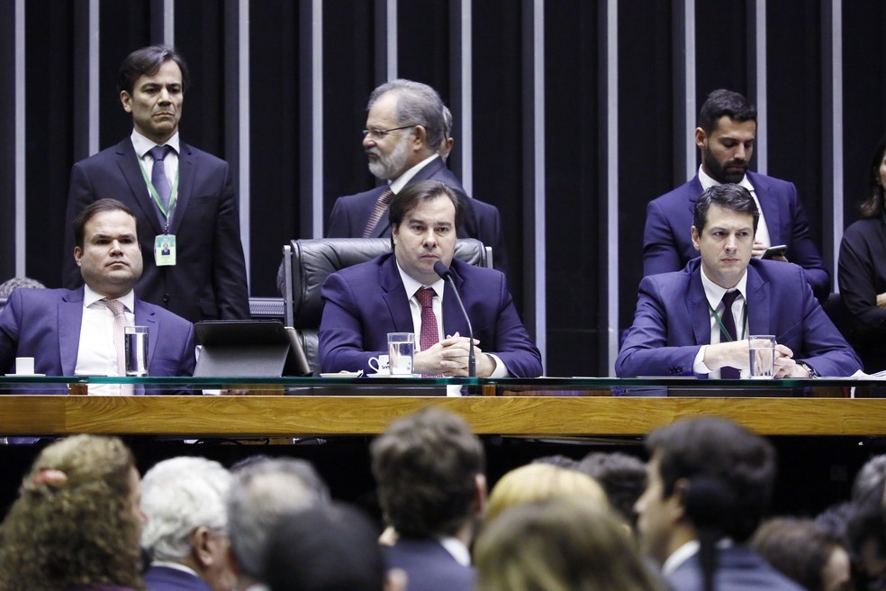 O presidente da CÃ¢mara dos Deputados, Rodrigo Maia (DEM-RJ), durante a sessÃ£o desta quinta-feira (23) â€” Foto: Luis Macedo/CÃ¢mara dos Deputados