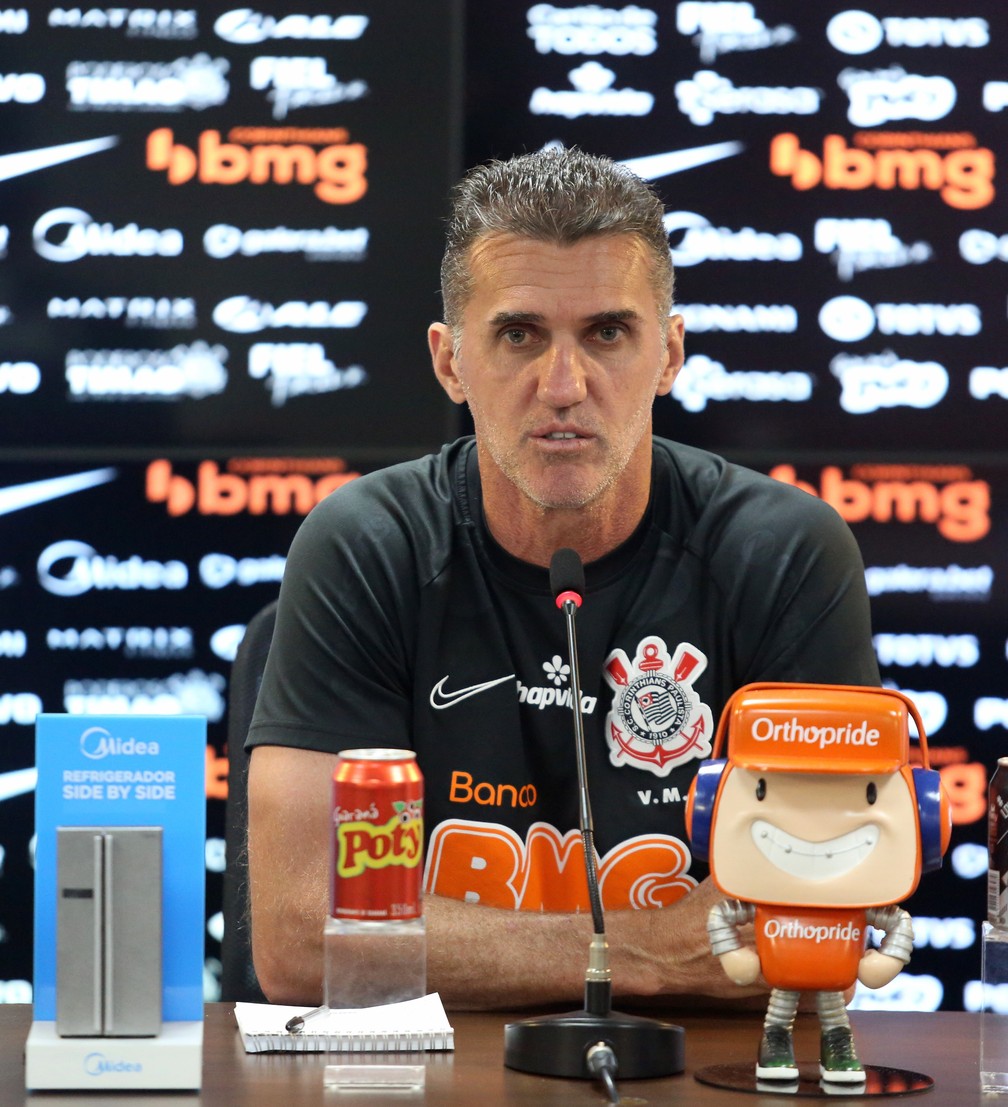 Mancini discute planejamento com diretoria do Corinthians e avisa: 