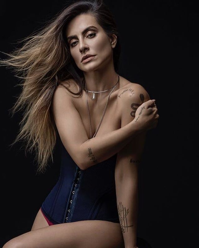 Cleo Pires Posa Sexy De Lingerie Nas Redes Sociais Gq Musa