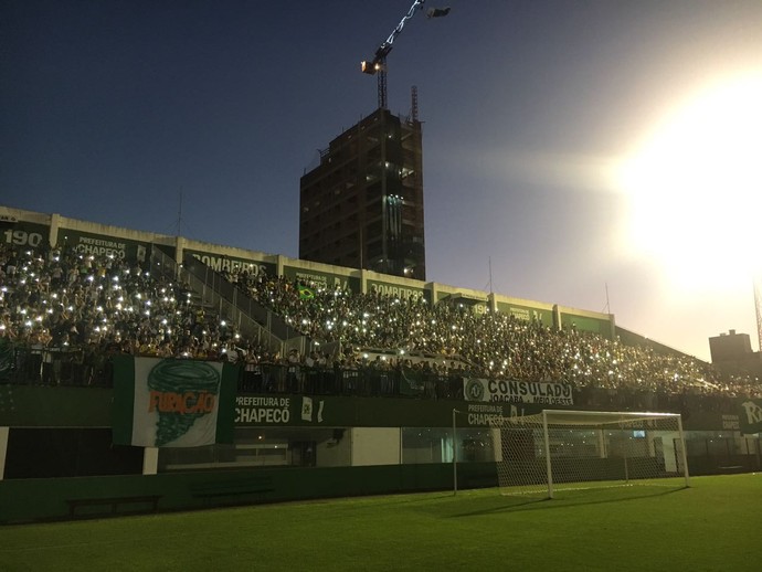 Torcida Chapecoense Arena Condá (Foto: Amanda Kestelman)