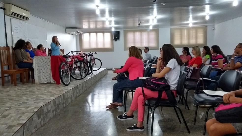 Alunos fazem redação sobre prevenção de acidentes de trabalho e são premiados (Foto: Magda Oliveira/G1)