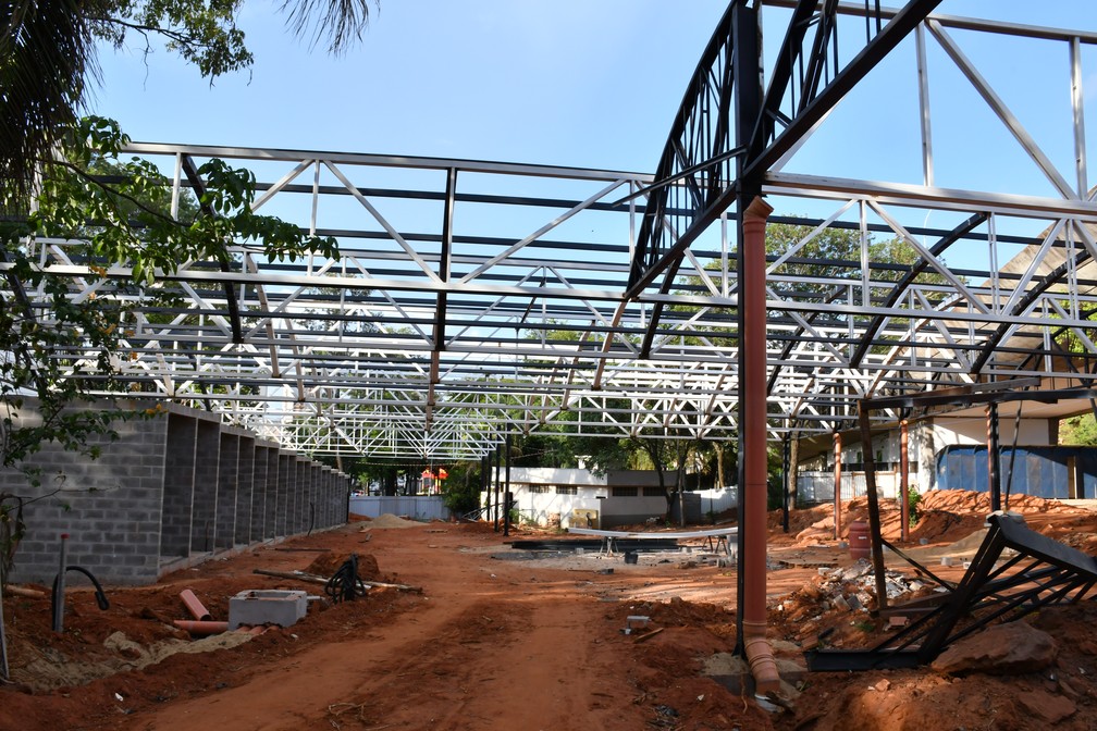Obras de revitalização do Camelódromo estão em andamento na Praça da Bandeira — Foto: Marcos Sanches/Secom