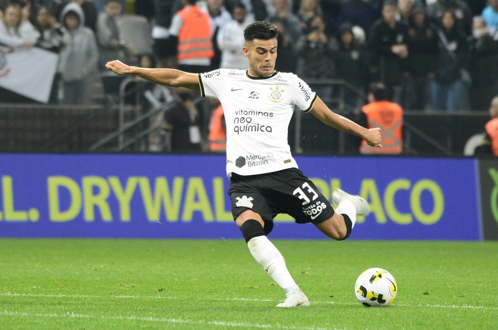 Quem chegou, quem saiu? Veja como foi a movimentação do Corinthians no mercado da bola até o momento
