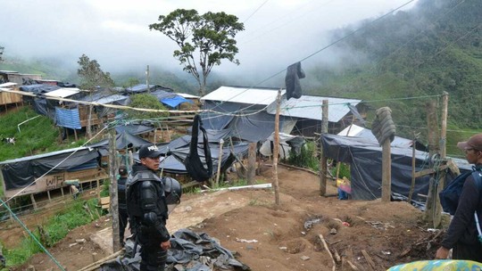 Equador declara mineração ilegal como ameaça à segurança nacional