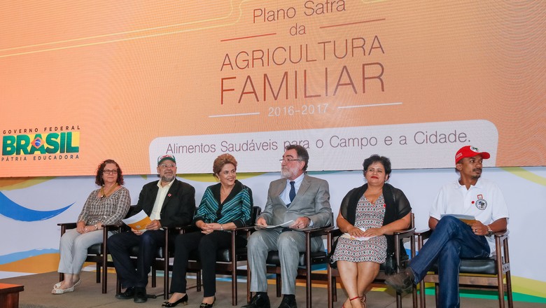 anuncio-plano-safra-agricultura-familiar-2016-2017 (Foto:  Roberto Stuckert Filho/ PR)