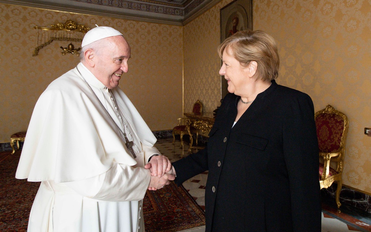 Merkel verabschiedet sich auf seiner letzten Rom-Reise als deutsche Bundeskanzlerin vom Papst |  Welt