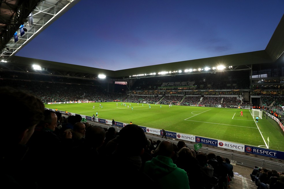Reformado, Estádio Geoffroy Guichard, do Saint-Étienne, foi construído em 1931 (Foto: Getty Images)
