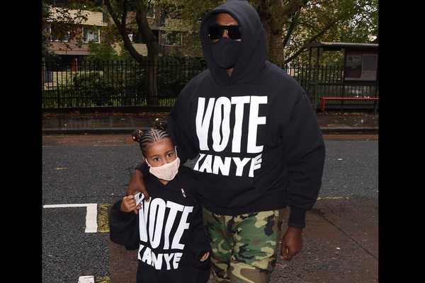 Kanye West e a filha North (Foto: Getty Images)