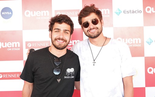 QUEM On Stage recebe o Duo Cat Dealers, formado pelos irmãos Luiz Guilherme e Pedro Henrique Cardoso