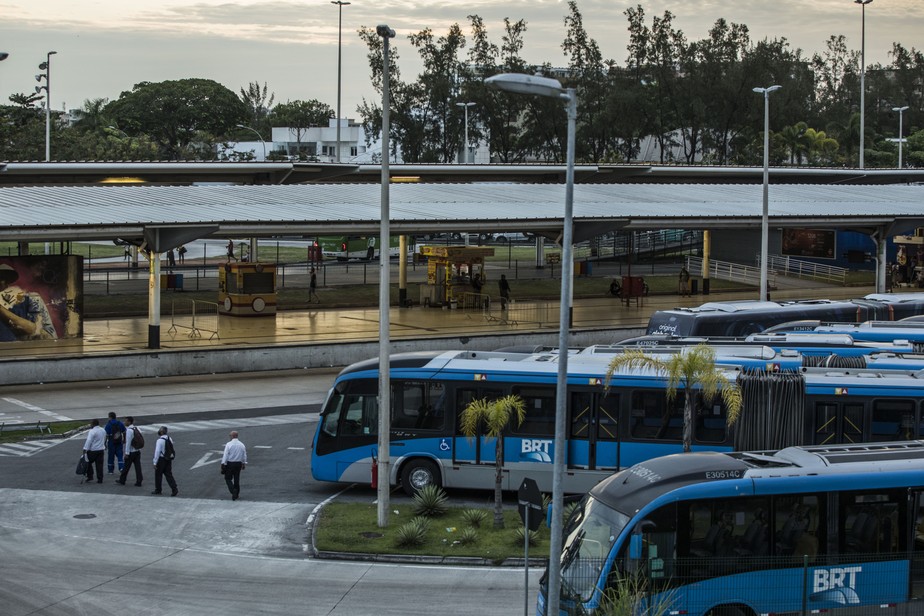 BRTs no Terminal Alvorada