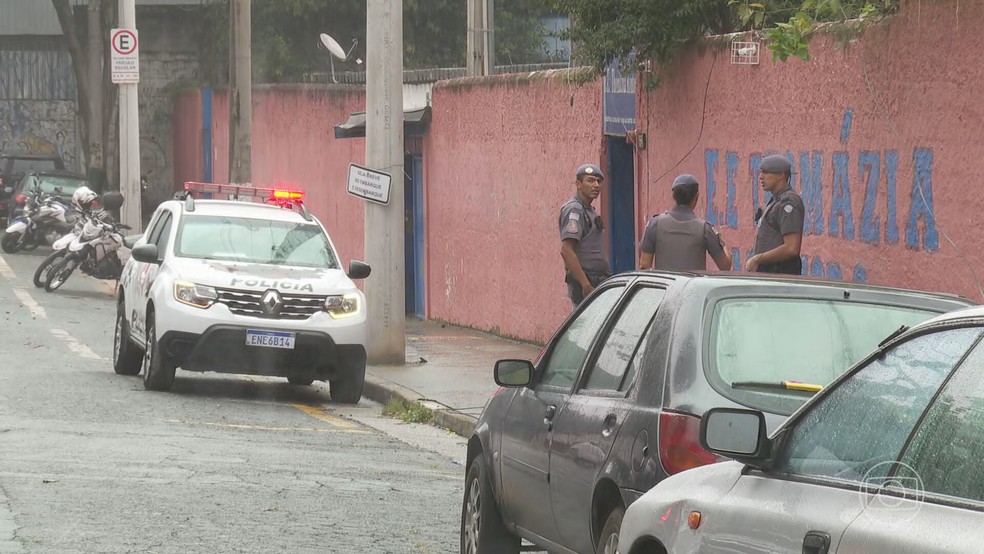 Estudante de 13 anos mata professora e fere mais quatro pessoas em escola estadual de São Paulo — Foto: JN