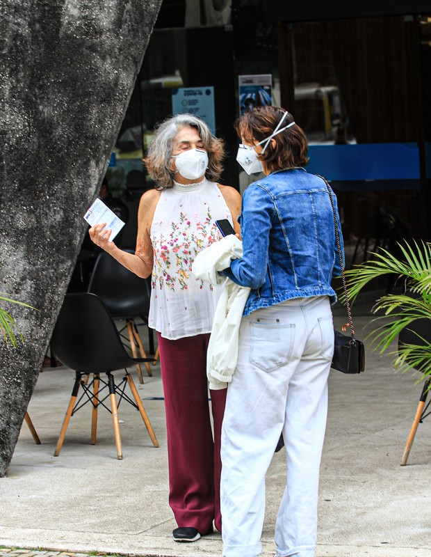 Betty Faria toma segunda dose da vacina contra o coronavírus (Foto: Alexsandro Mendonça/AgNews)