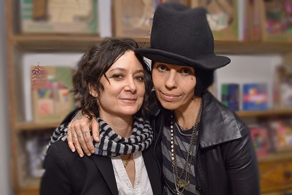 Sara Gilbert e Lidna Perry (Foto: Getty Images)