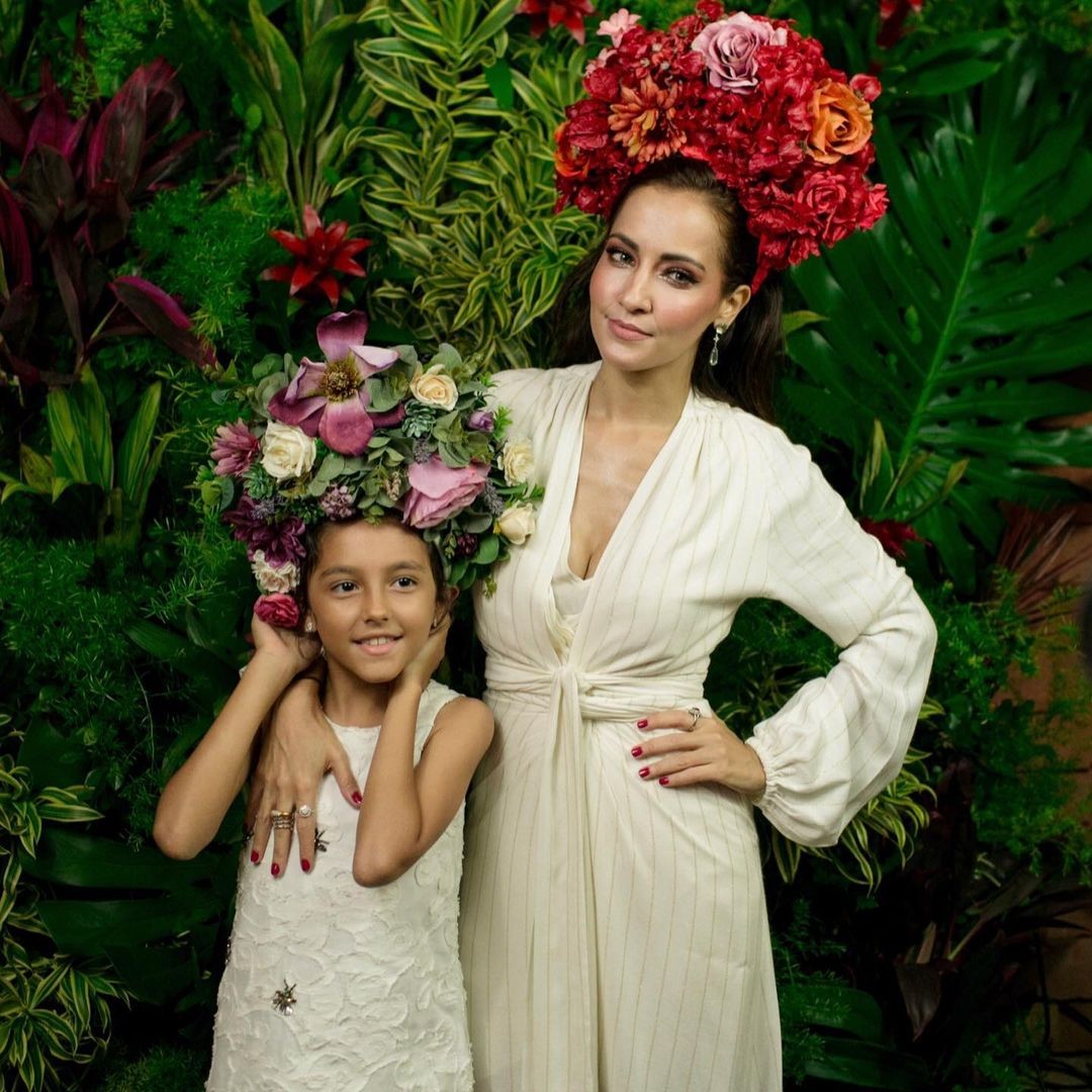 Maytê Piragibe e a filha Violeta, de 10 anos (Foto: Reprodução/Instagram)