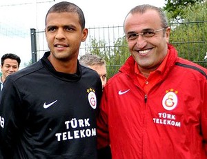 felipe melo Fatih Terim Galatasaray (Foto: Divulgação/Site Oficial Galatasaray)
